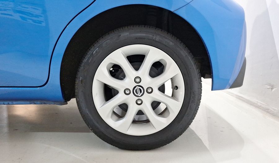 Nissan March 1.6 ADVANCE Hatchback 2021