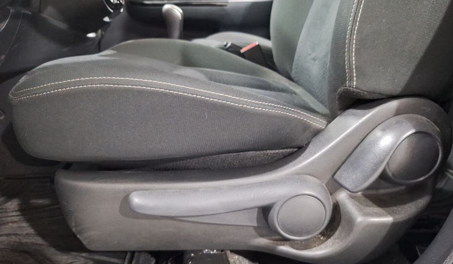Nissan March 1.6 ADVANCE Hatchback 2021