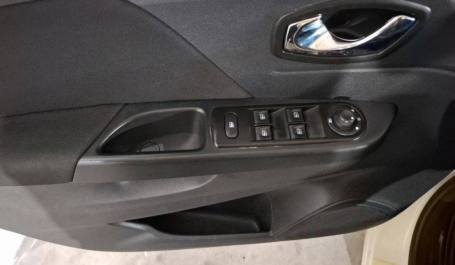 Renault Captur 2.0 INTENS DEH AUTO Hatchback 2019