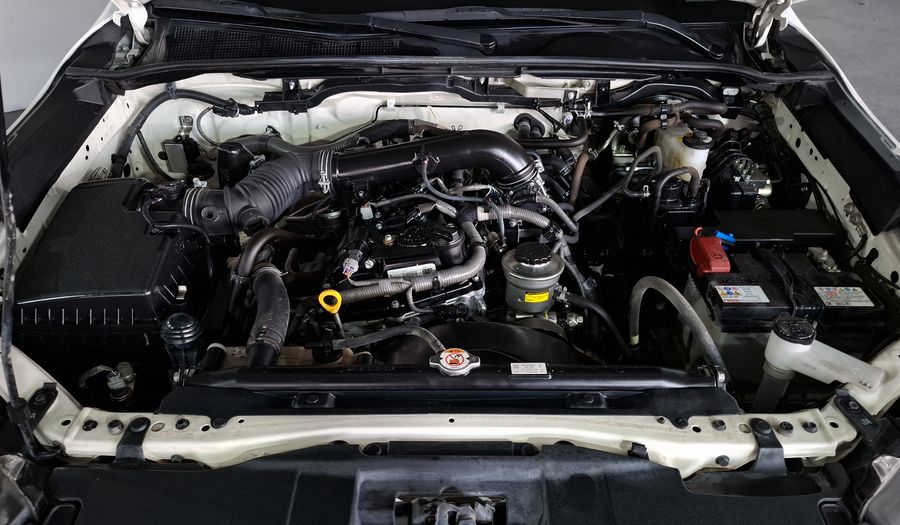 Toyota Hilux 2.7 SR DOBLE CABINA Pickup 2023