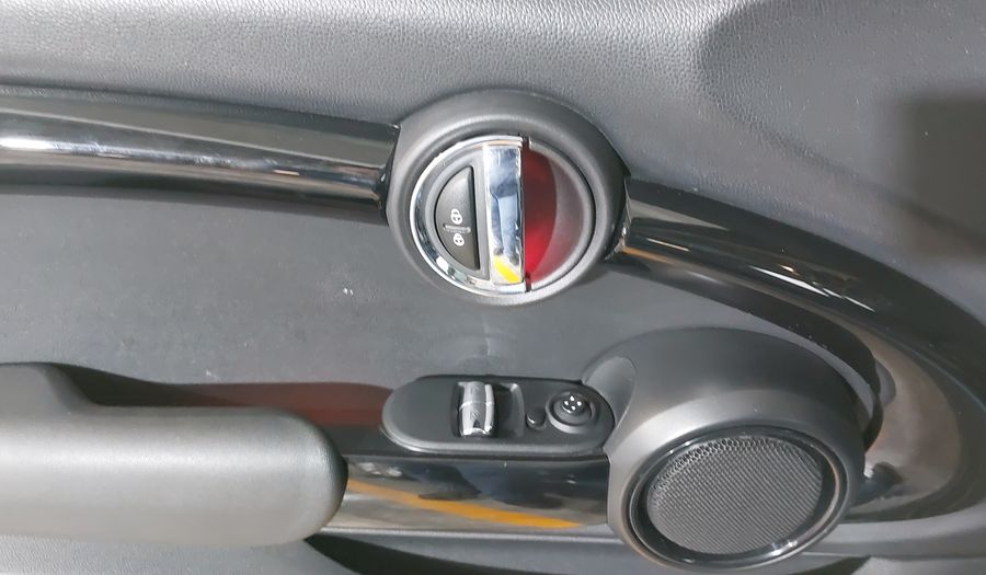 Mini Cooper S 2.0 COOPER CHILI Hatchback 2018