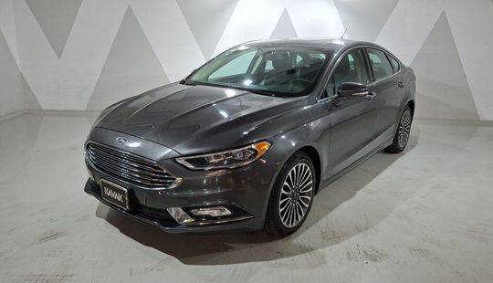 Ford • Fusion