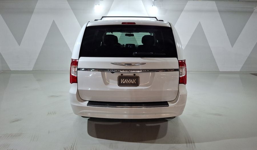 Chrysler Town & Country 3.6 TOURING PIEL Minivan 2015