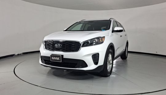 Kia • Sorento