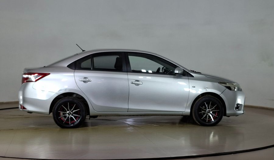 Toyota Yaris 1.5 XLI Sedan 2018
