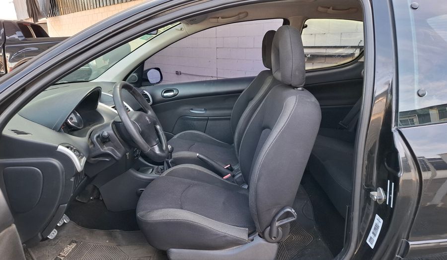 Peugeot 207 1.6 FELINE COMPACT Hatchback 2013