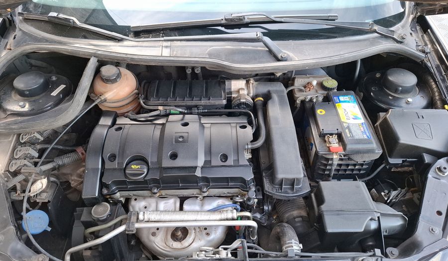Peugeot 207 1.6 FELINE COMPACT Hatchback 2013