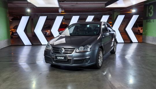 Volkswagen • Vento