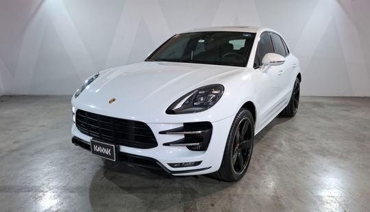 Porsche • Macan