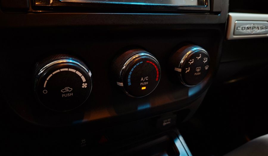 Jeep Compass 2.4 SPORT AUTO Suv 2014