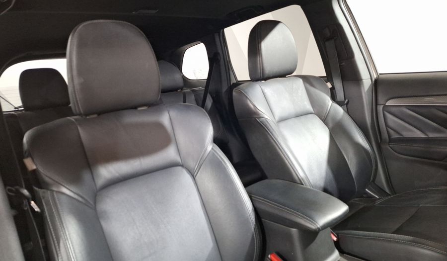 Mitsubishi Outlander 2.0 PHEV LIMITED AUTO 4WD Suv 2019