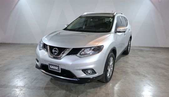 2017 • 53,263 km • Automático
