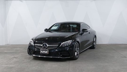 Mercedes Benz • Clase C