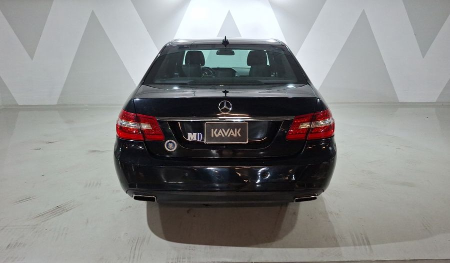Mercedes Benz Clase E 3.5 350 CGI AVANTGARDE AT Sedan 2012