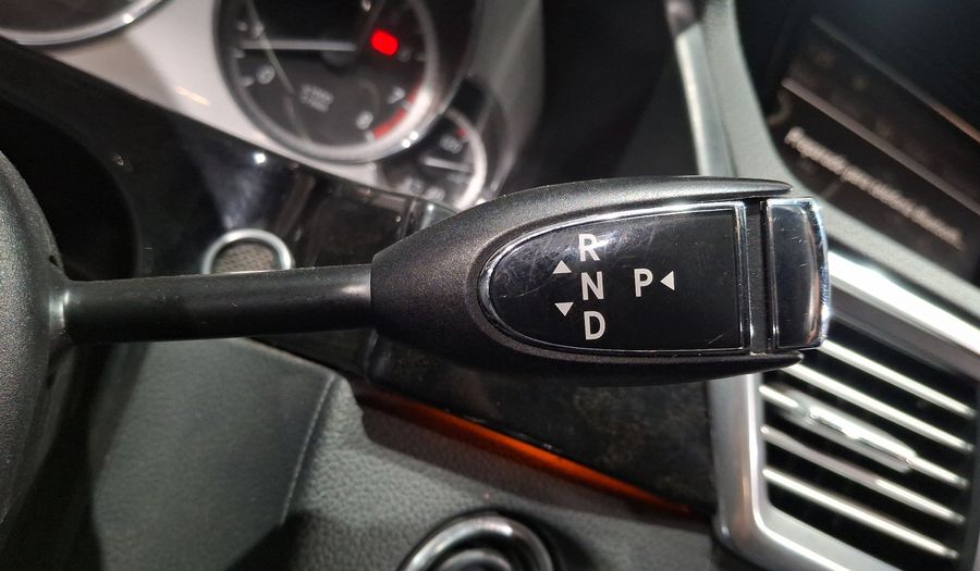 Mercedes Benz Clase E 3.5 350 CGI AVANTGARDE AT Sedan 2012