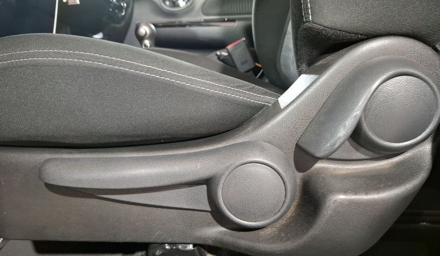Nissan March 1.6 ADVANCE AUTO Hatchback 2023