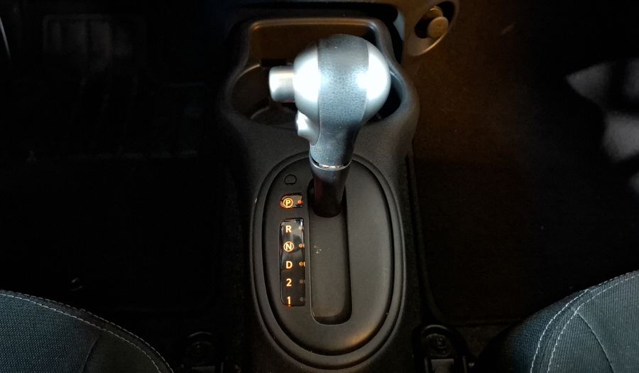 Nissan March 1.6 ADVANCE AUTO Hatchback 2023