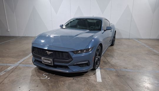 Ford • Mustang