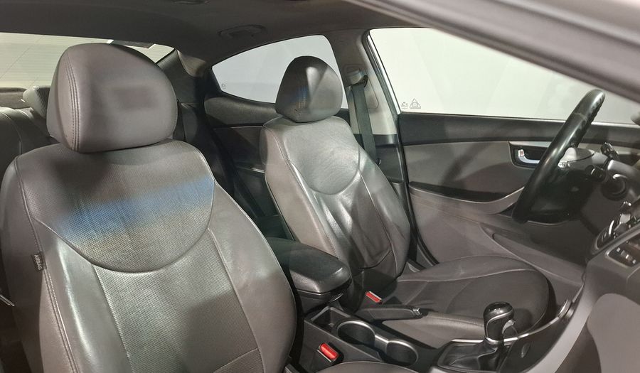 Hyundai Elantra 1.8 LIMITED TECH AT Sedan 2015