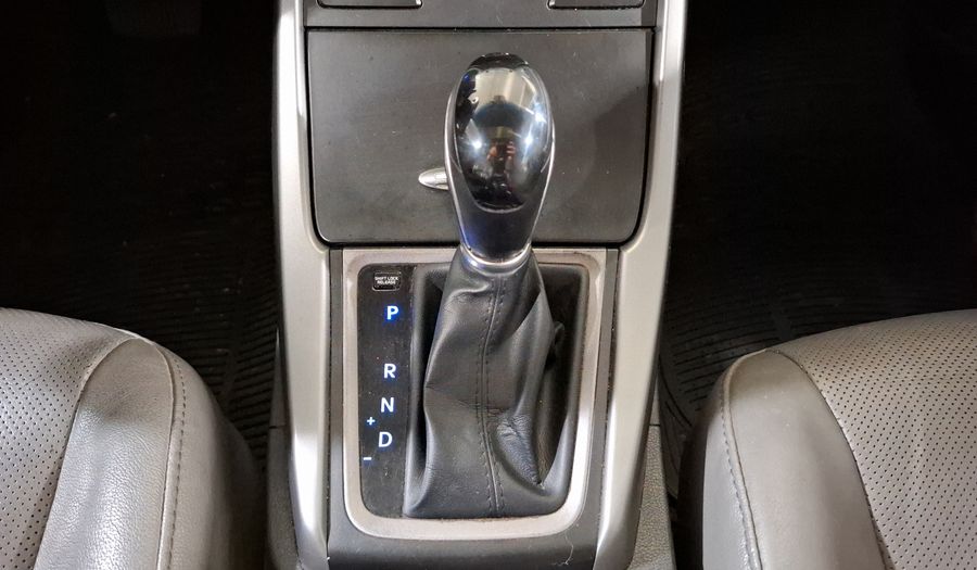 Hyundai Elantra 1.8 LIMITED TECH AT Sedan 2015