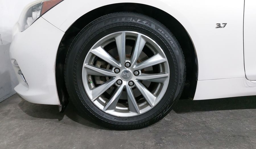 Infiniti Q50 3.7 SEDUCTION AT Sedan 2017