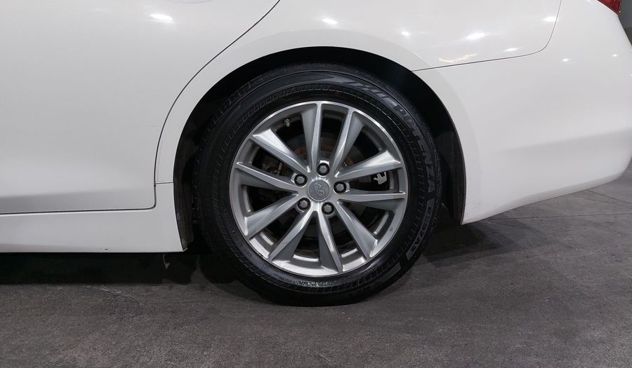 Infiniti Q50 3.7 SEDUCTION AT Sedan 2017