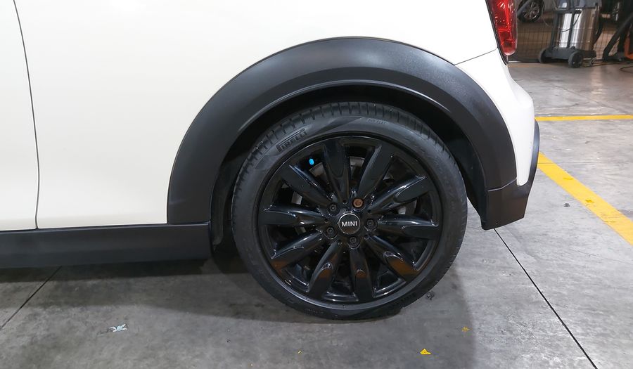 Mini Cooper S 2.0 COOPER CLASSIC DCT Hatchback 2022
