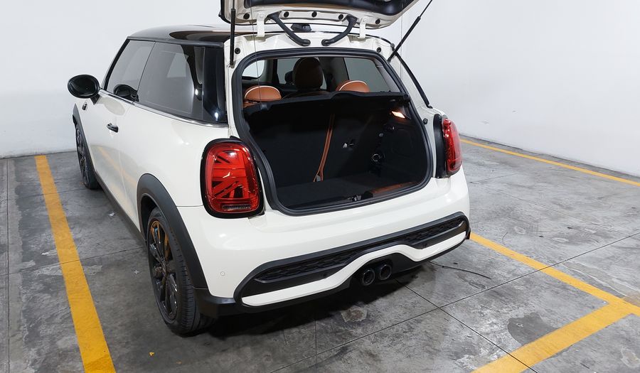 Mini Cooper S 2.0 COOPER CLASSIC DCT Hatchback 2022