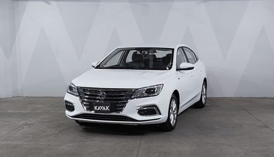 2024 • 6,115 km • Manual