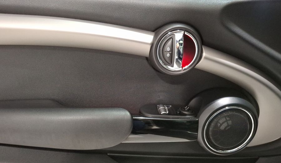 Mini Cooper S 2.0 COOPER HOT CHILI AT Hatchback 2016