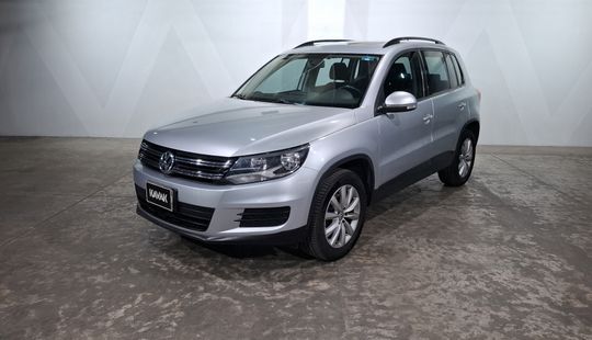 Volkswagen • Tiguan