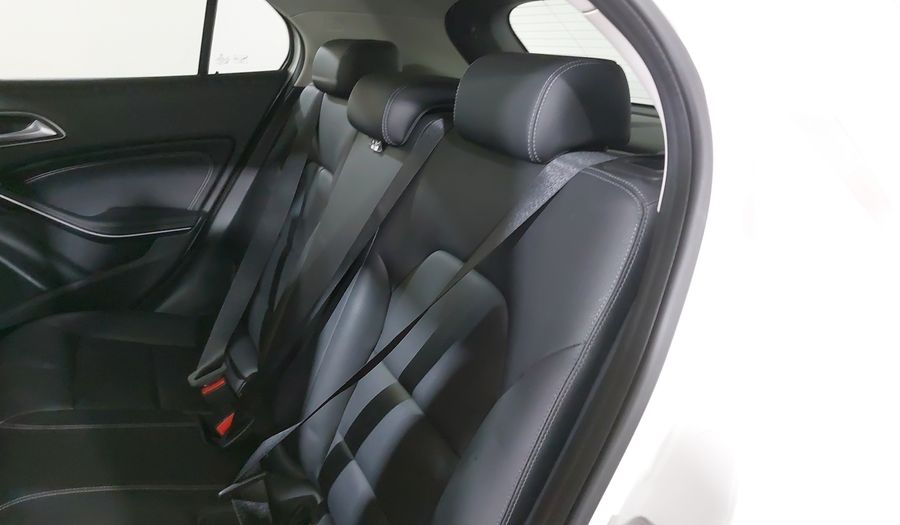 Mercedes Benz Clase Gla 1.6 GLA 200 SPORT DCT Suv 2019