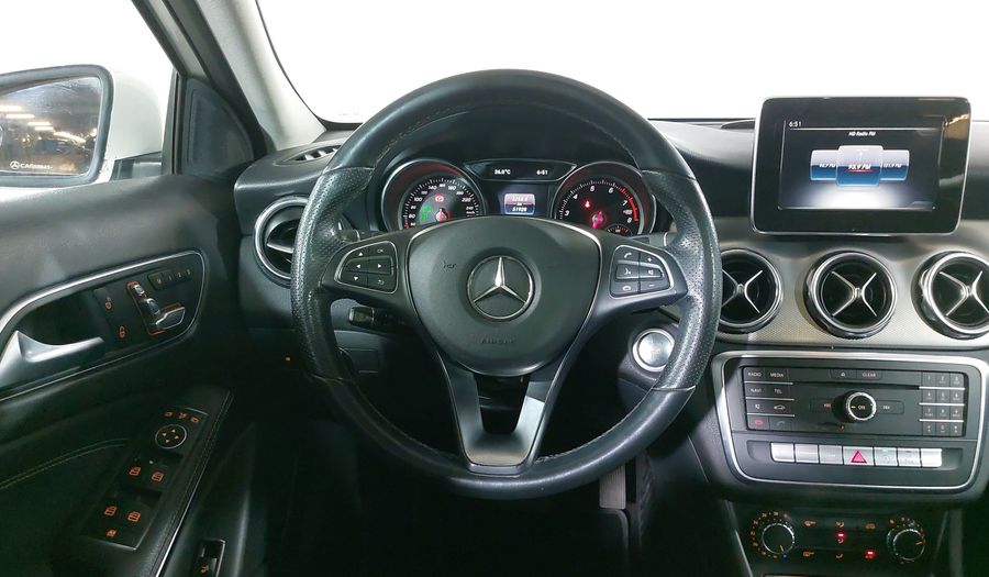 Mercedes Benz Clase Gla 1.6 GLA 200 SPORT DCT Suv 2019