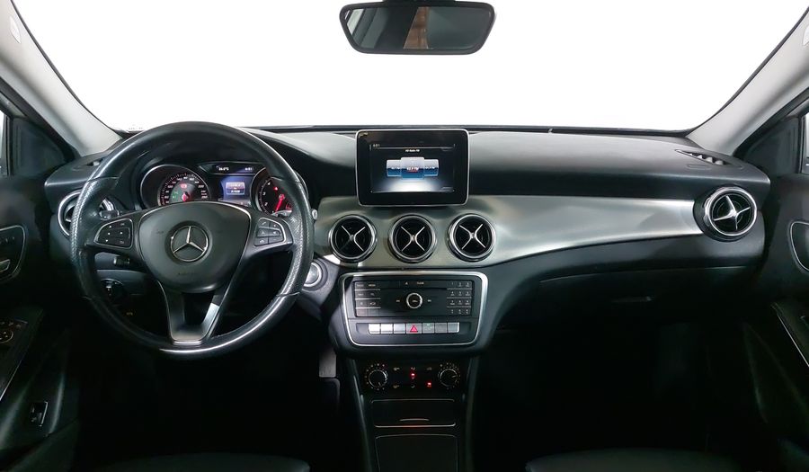 Mercedes Benz Clase Gla 1.6 GLA 200 SPORT DCT Suv 2019