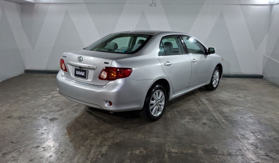 Toyota Corolla 1.8 XLE AT Sedan 2010