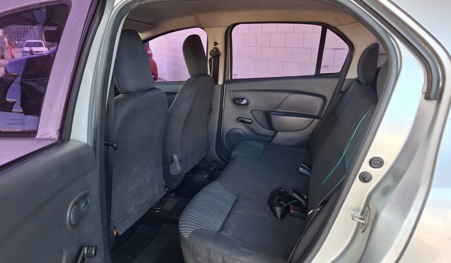 Renault Logan 1.6 AUTHENTIQUE PLUS Sedan 2014