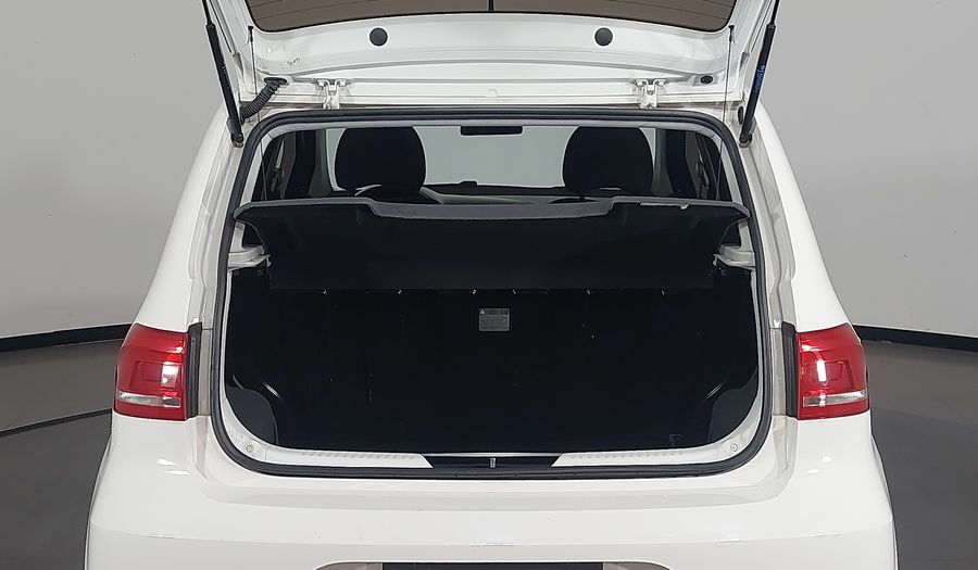 Volkswagen Fox MPI TRENDLINE Hatchback 2016