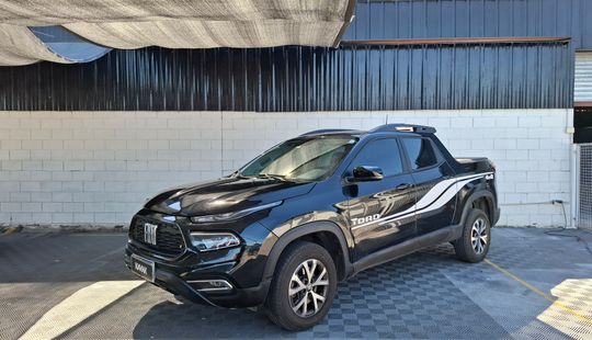 Fiat • Toro