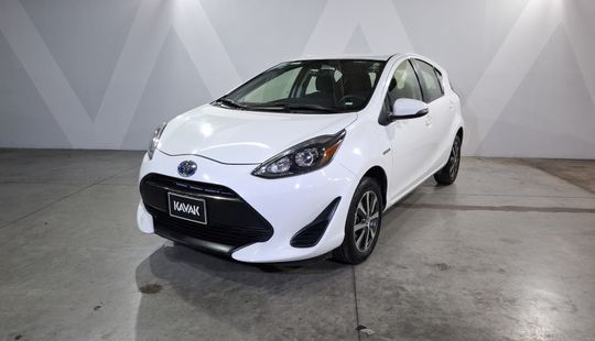 Toyota • Prius C