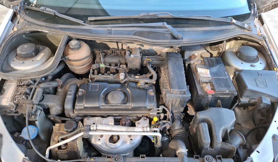 Peugeot 206 1.4 ALLURE Hatchback 2012