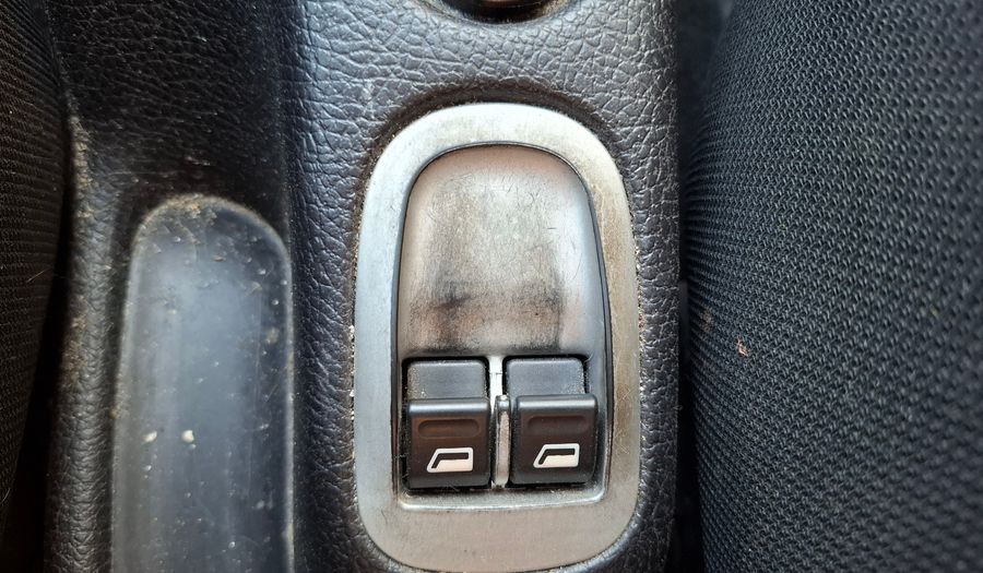 Peugeot 206 1.4 ALLURE Hatchback 2012