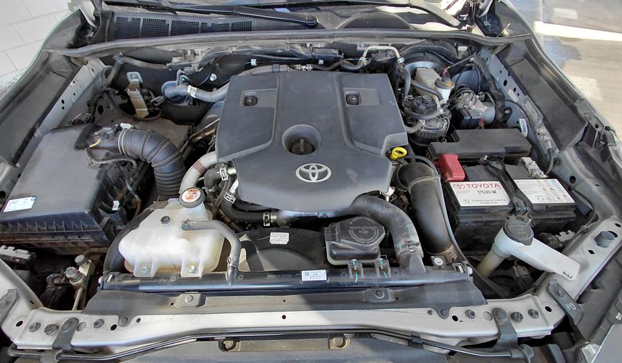 Toyota Hilux 2.8 TDI SRX AUTO C/D Pickup 2023