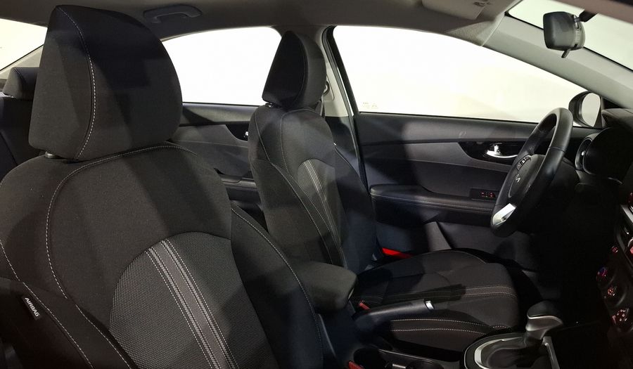 Kia Forte 2.0 EX IVT Sedan 2024