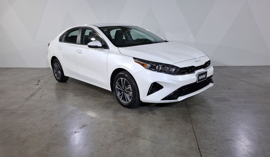 Kia Forte 2.0 EX IVT Sedan 2024