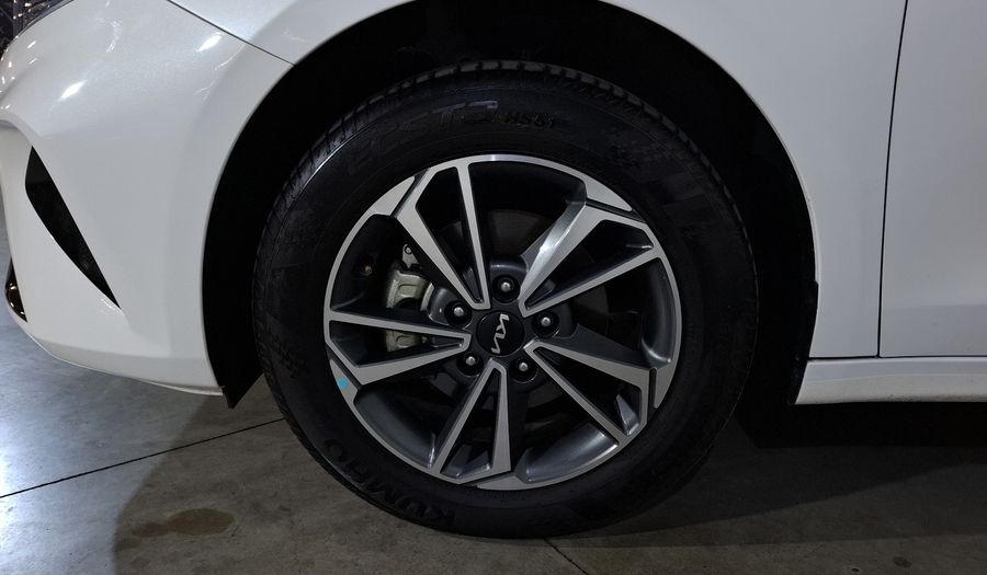 Kia Forte 2.0 EX IVT Sedan 2024