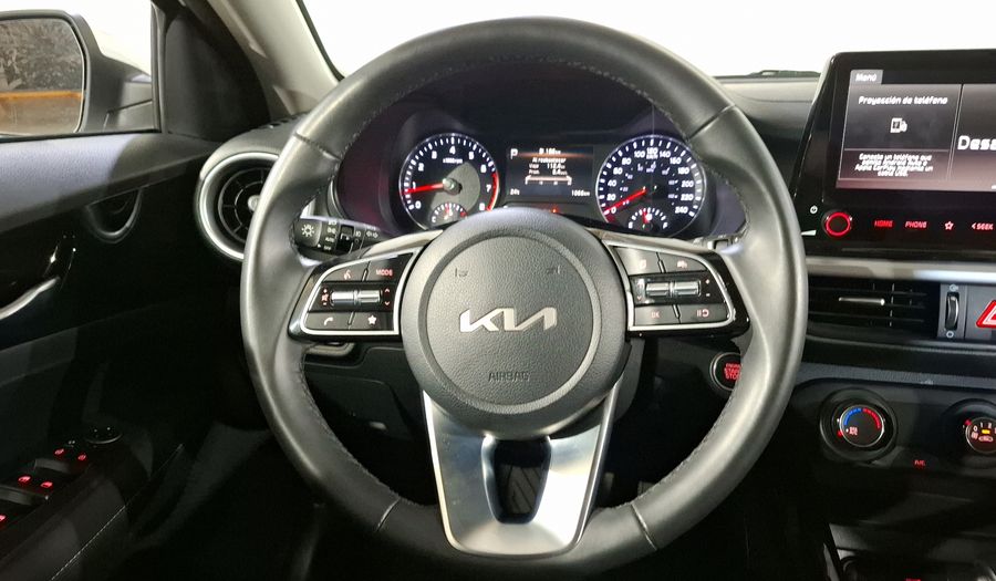Kia Forte 2.0 EX IVT Sedan 2024