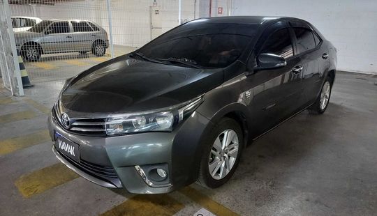 Toyota • Corolla