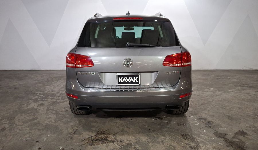 Volkswagen Touareg 3.0 V6 TDI 4WD TIPTRONIC Suv 2013