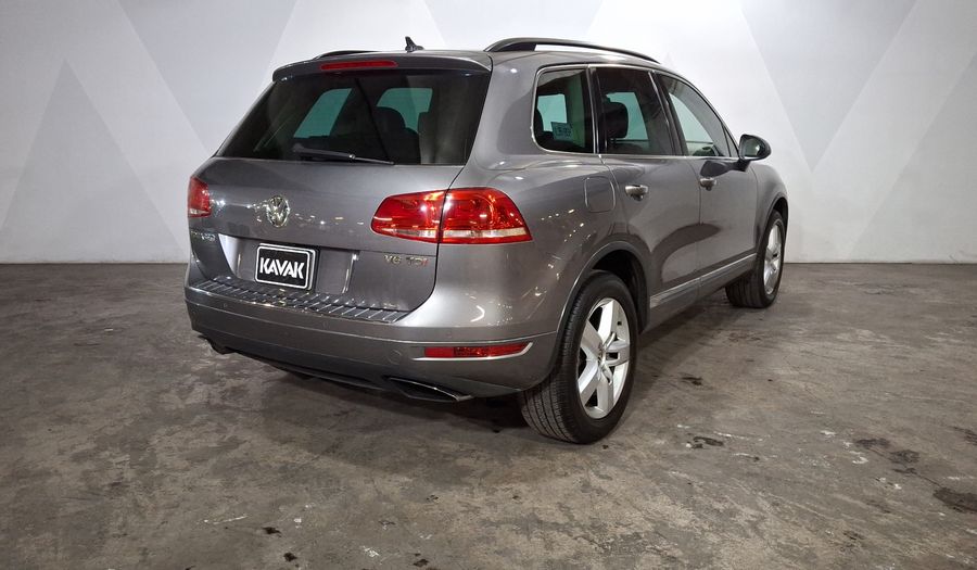 Volkswagen Touareg 3.0 V6 TDI 4WD TIPTRONIC Suv 2013