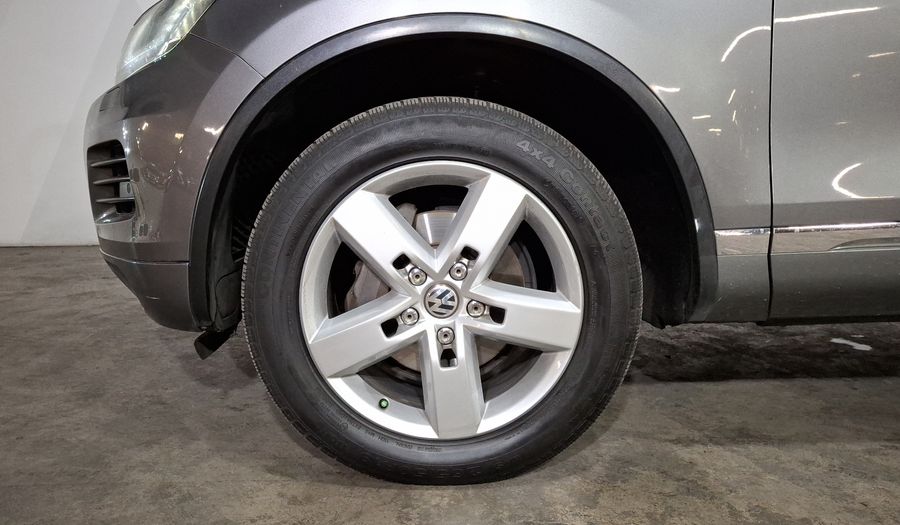Volkswagen Touareg 3.0 V6 TDI 4WD TIPTRONIC Suv 2013